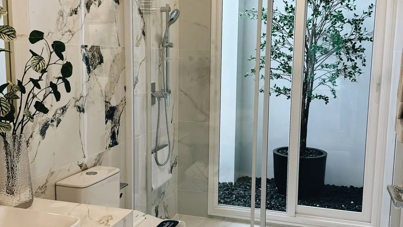 成都户用光伏系统安装，报价单里的门道你懂多少？**